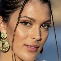 Iris Mittenaere Nude