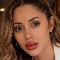 Isabela Cruz Nude