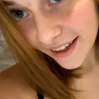 isauratorkelson Nude