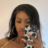 issyrosse Nude