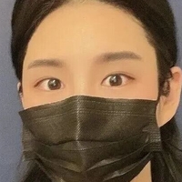 j____u9 Nude