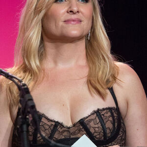 Jessica Capshaw Nude