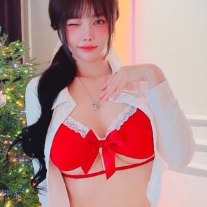 Ji Yeon Nude