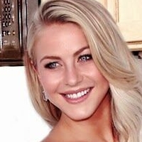 Juli Anne Nude