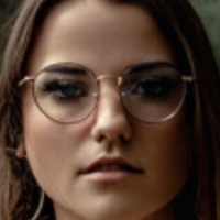 Juli.pe Nude