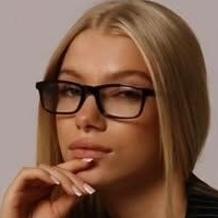 Juli Stellare Nude