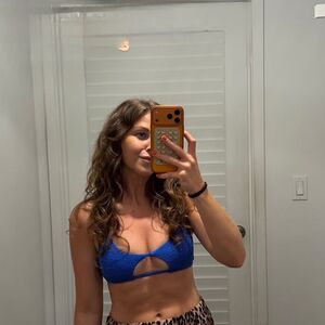 Julia Breuing Nude
