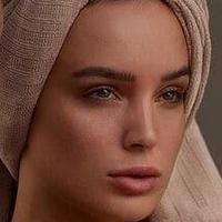 Julia Roemmel Nude