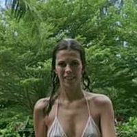 Julia V Earth Nude