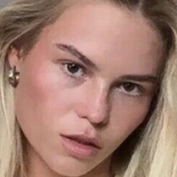 juliarnken Nude