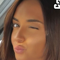 Justine_gthr Nude