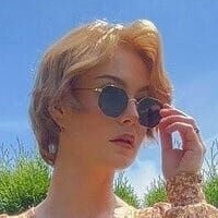 Kallme Kris Nude