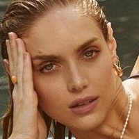 Kari Riley Nude