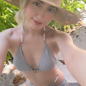 karrigantaylorfree Nude