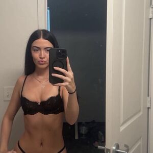 Katie Brooks Nude
