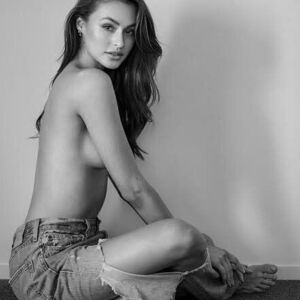Katie Kugis Nude