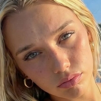 Katie Vossley Nude