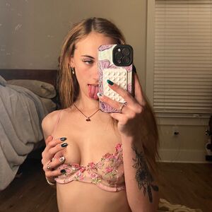 Kats_babes Nude