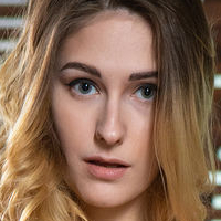 Katty Blonde Nude
