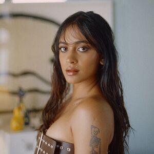 Kayan.a Nude