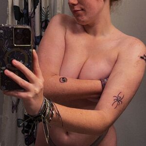 Keelyn Nude