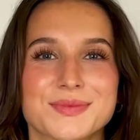 Kennt jemand die Influencerin aus Werbung für meal prep Gerichte? Nude