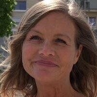 Kennt jemand ihren richtigen Namen? Nude