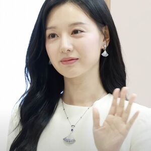 Kim Ji Won Nude