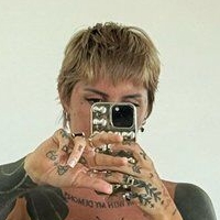 krokodealll Nude