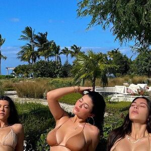 Kylie Kim Nude