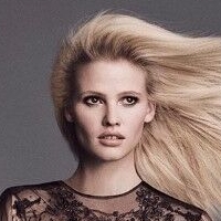 Lara Stone Nude