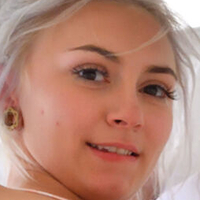 Larissa Is Nude