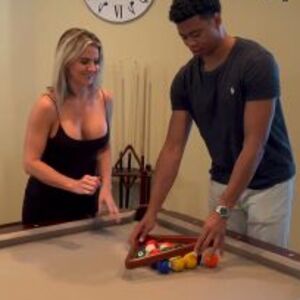 Leah Layz / Leahlayz Nude