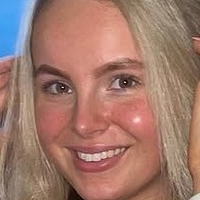 Leah Sheehan Nude