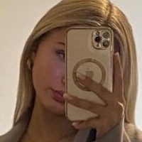 leni.zkm Nude