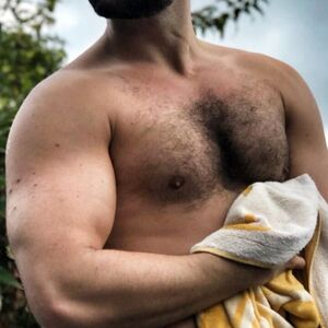 leobear Nude