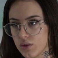 Leotiska Nude