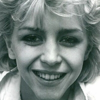 Leslie Ash Nude