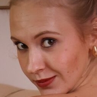 Lia Sinclair Nude
