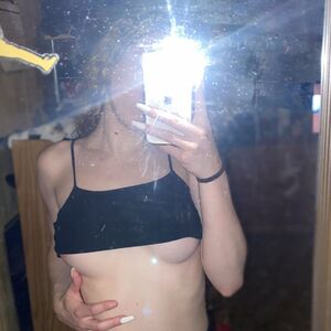 lilbabyyxox Nude