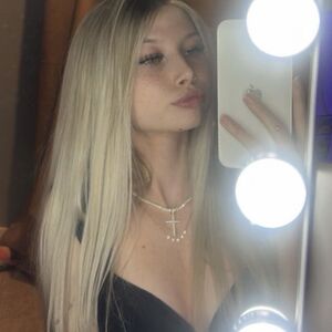 lilymaeee Nude
