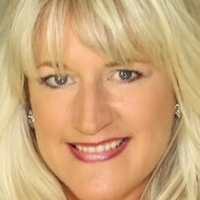 Linda Bareham Nude