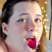 lkama_sutral Nude