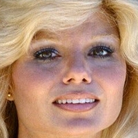 Loni Anderson Nude