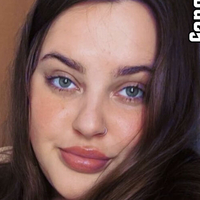loura Nude