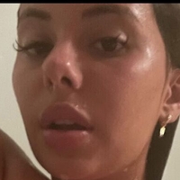 Louumrcsl Nude