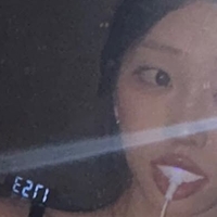 Lydia Hwang Nude