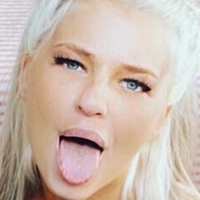 Lykkeforhelved Nude