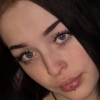 Lynnie Nude