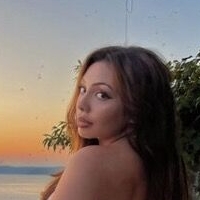 m0n3ymoves Nude